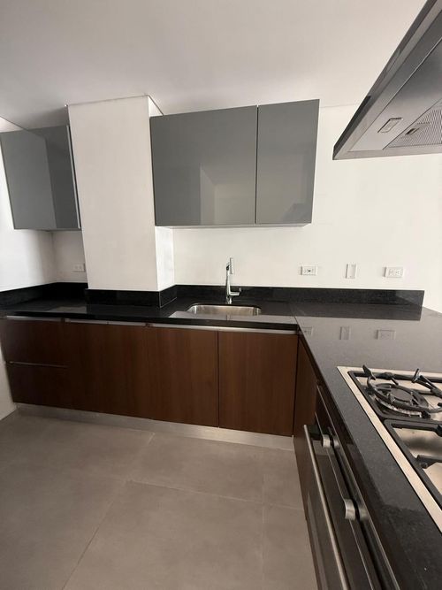 Apartamento de 2 alcobas en venta en Alcala, Bogotá, 160 m² · foto 8 de 24