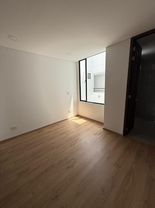Apartamento de 2 alcobas en venta en Alcala, Bogotá, 160 m² · foto 13 de 24