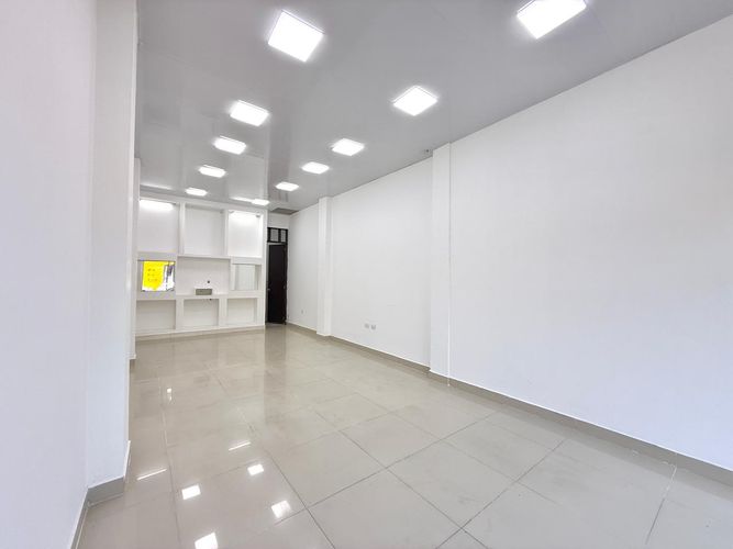 Local en arriendo en Sector Plaza De Bolivar, Pereira, 40 m² · foto 2 de 9