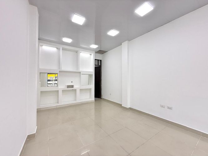 Local en arriendo en Sector Plaza De Bolivar, Pereira, 40 m² · foto 4 de 9