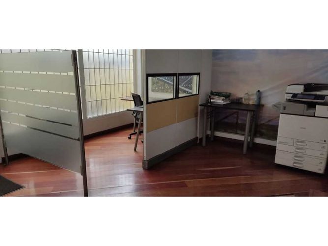 Casa en venta en San Nicolas, Bogotá · foto 9 de 24
