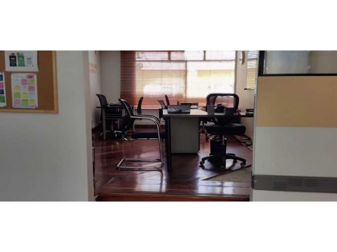 Casa en venta en San Nicolas, Bogotá · foto 18 de 24