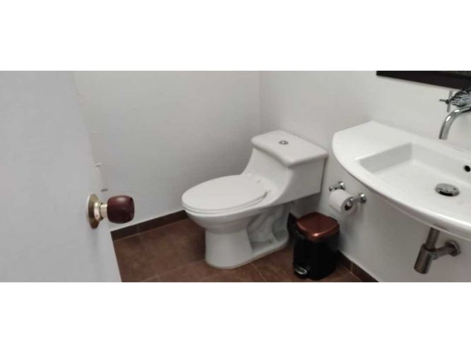 Casa en venta en San Nicolas, Bogotá · foto 21 de 24