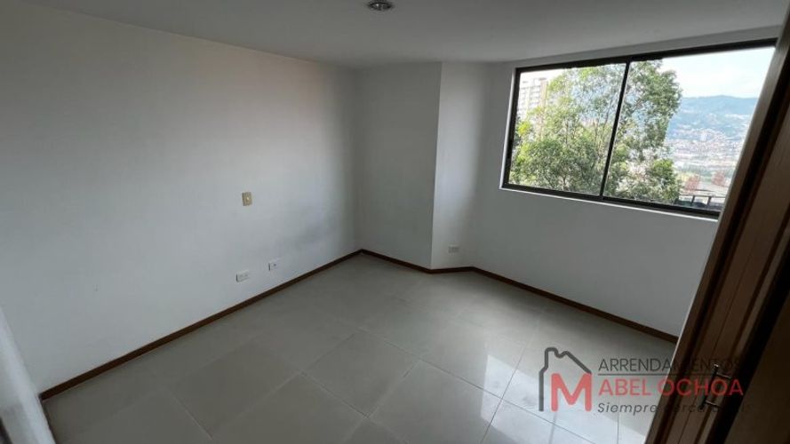 Apartamento de 3 alcobas en venta en Aves Maria, Sabaneta, 127 m² · foto 6 de 19