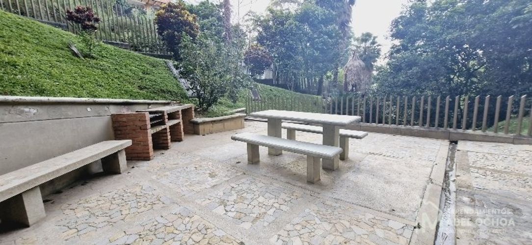 Apartamento de 3 alcobas en venta en Aves Maria, Sabaneta, 127 m² · foto 18 de 19