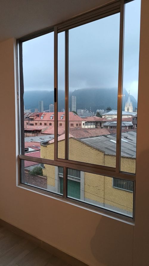 Apartamento de 1 alcoba en venta en El Liston, Bogotá, 24 m² · foto 2 de 24