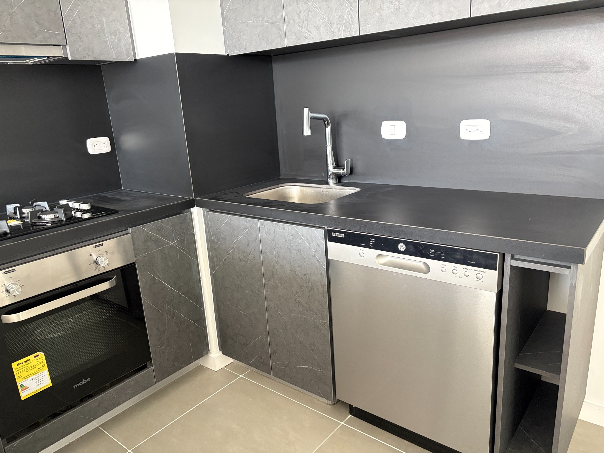 Apartamento en arriendo en Alameda, Bogotá · foto 7 de 24