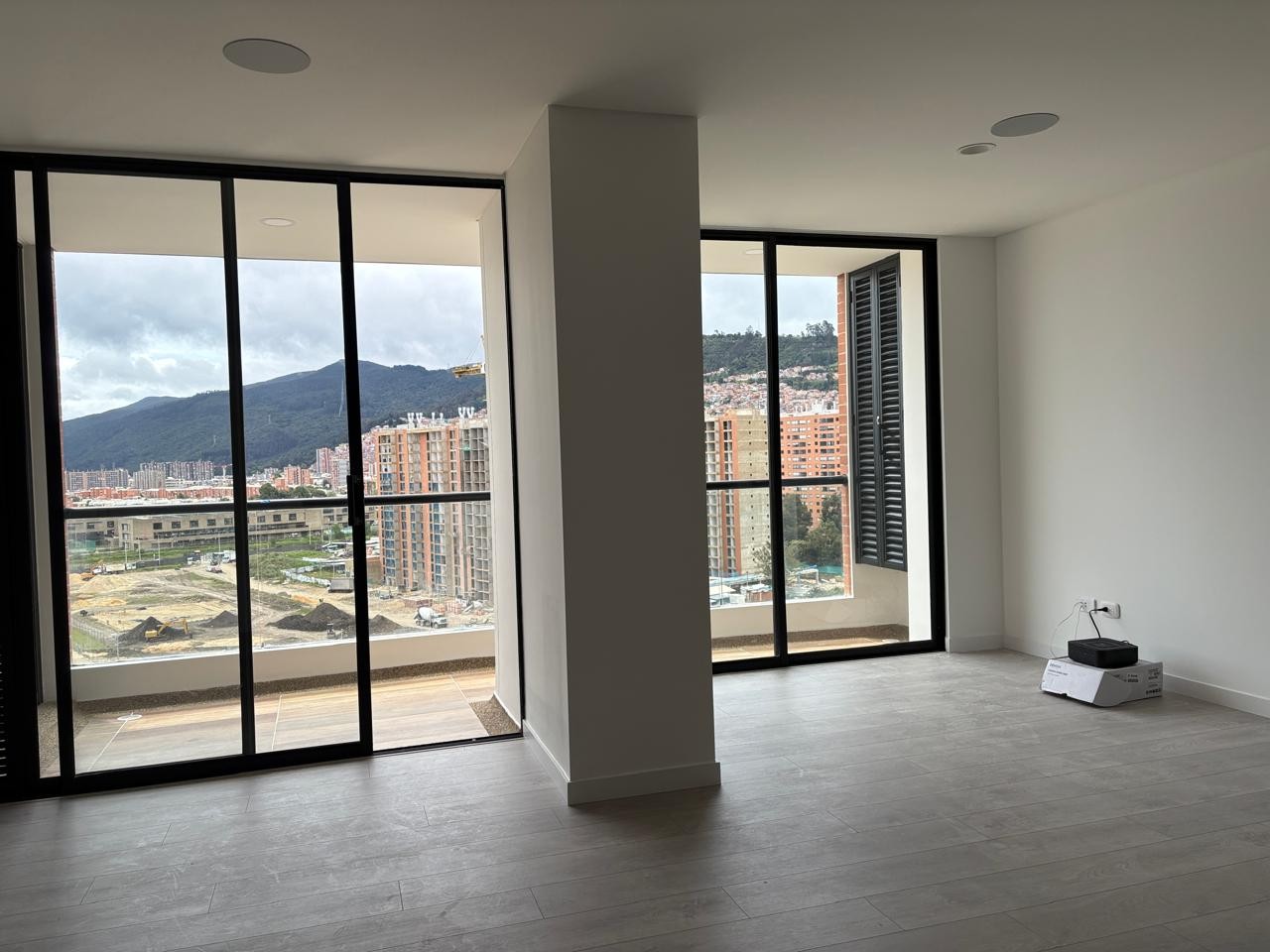 Apartamento en arriendo en Alameda, Bogotá · foto 2 de 24