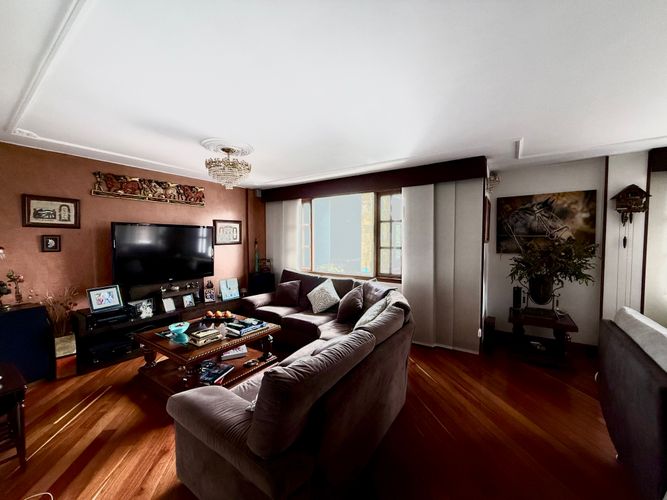 Casa de 3 alcobas en venta en Club De Los Lagartos, Bogotá, 270 m² · foto 3 de 22