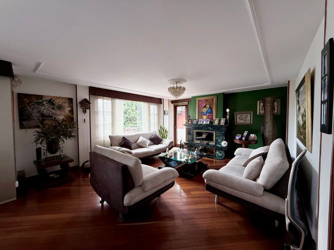 Casa de 3 alcobas en venta en Club De Los Lagartos, Bogotá, 270 m² · foto 13 de 22