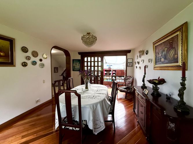 Casa de 3 alcobas en venta en Club De Los Lagartos, Bogotá, 270 m² · foto 18 de 22