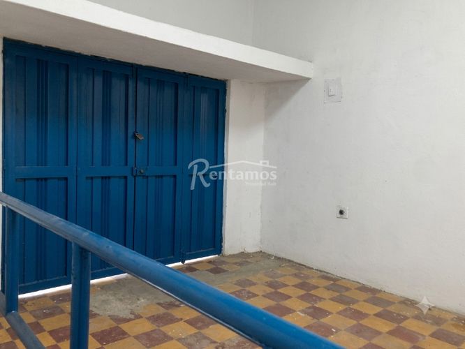 Bodega en arriendo en Naranjal, Medellín, 80 m² · foto 10 de 12