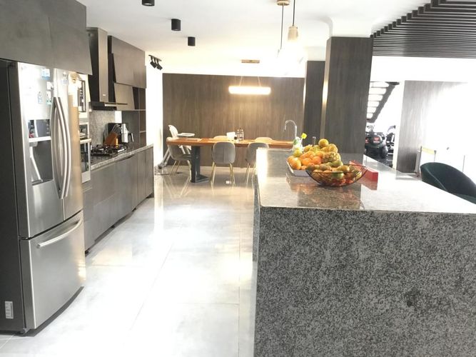 Casa de 6 alcobas en venta en Santa Monica, Cali, 531 m² · foto 6 de 24