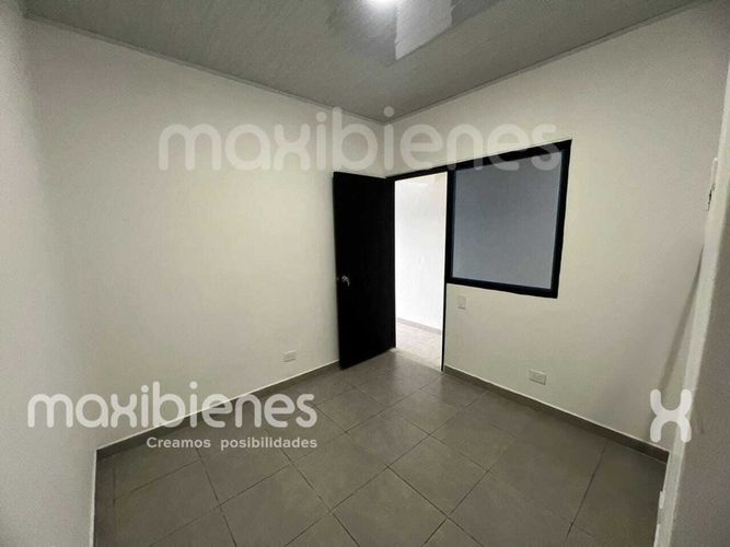 Casa de 5 alcobas en venta en Churido, Apartado, 84 m² · foto 15 de 21