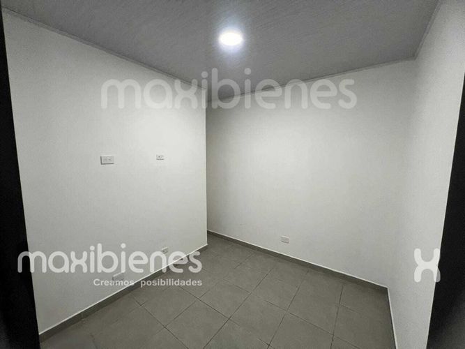 Casa de 5 alcobas en venta en Churido, Apartado, 84 m² · foto 17 de 21
