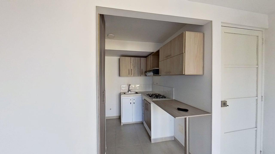 Apartamento de 2 alcobas en venta en Belalcazar, Yumbo, 52 m² · foto 10 de 13