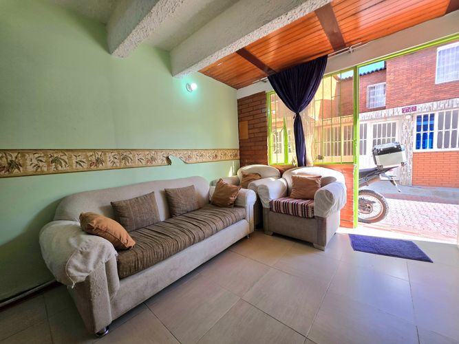 Casa de 5 alcobas en venta en Casalinda Et. Ii, Soacha, 160 m² · foto 5 de 20