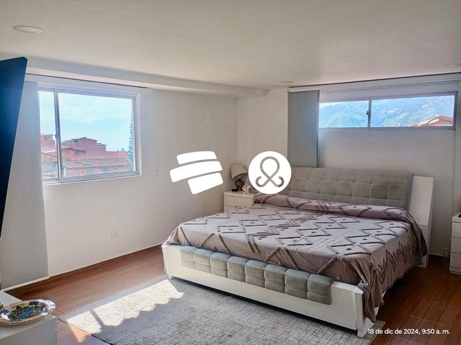 Casa de 5 alcobas en venta en San Cristobal, Medellín, 400 m² · foto 9 de 12