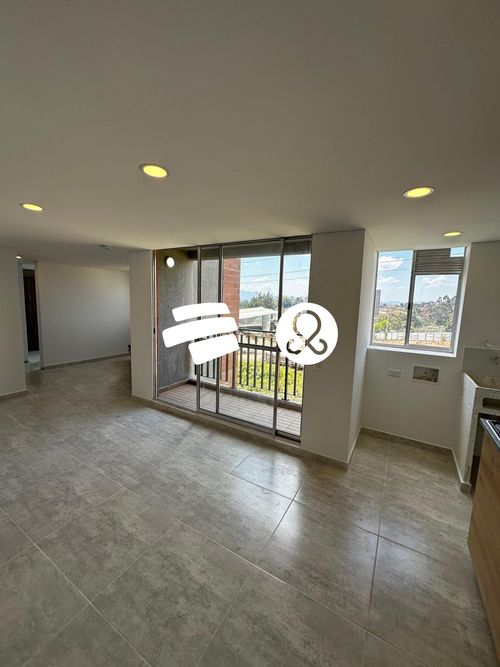 Apartamento de 2 alcobas en venta en Centro, Rionegro, 57 m² · foto 2 de 13