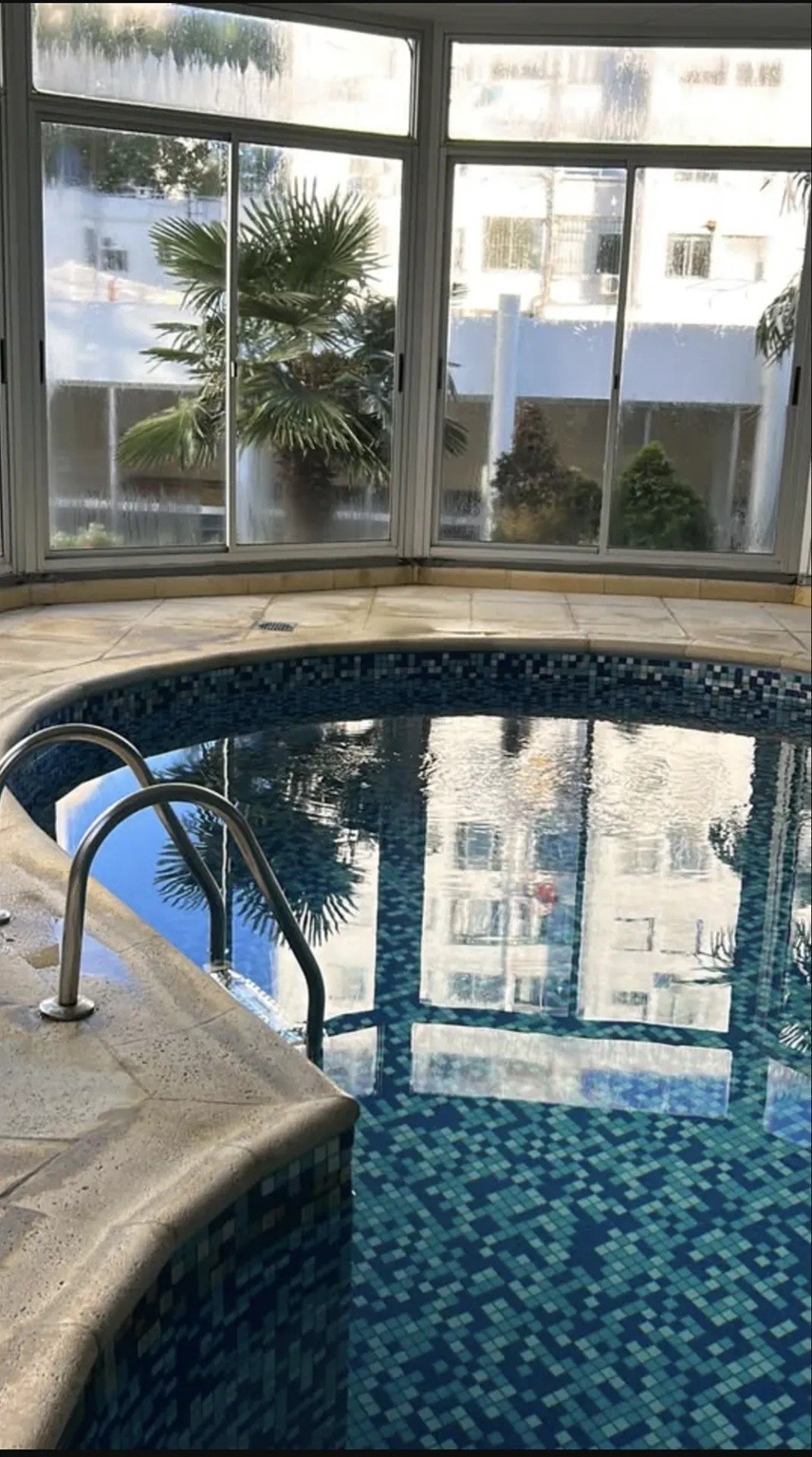 ALQUILER EN PUNTA CARRETAS, 2 DORMITORIOS Y 2 BAÑOS, PISO 2, BALCON, COCHERA, PORTERIA, PISCINA, ETC · Foto 9