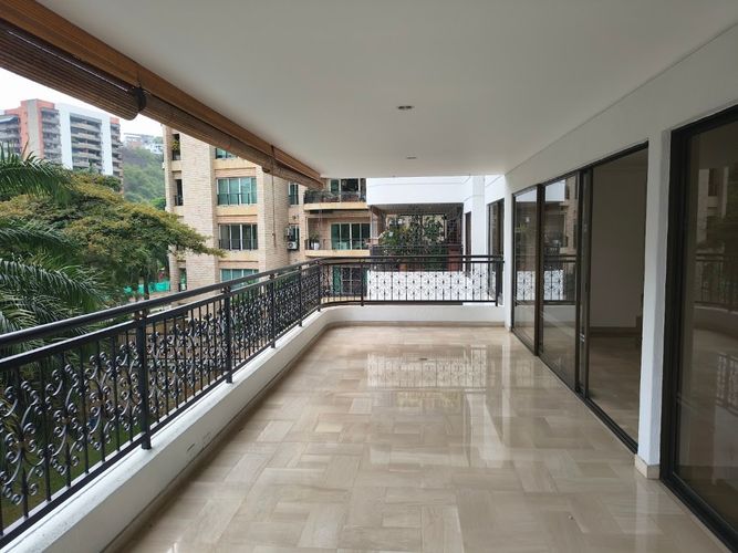 Apartamento de 5 alcobas en venta en Normandia, Cali, 285 m² · foto 5 de 24