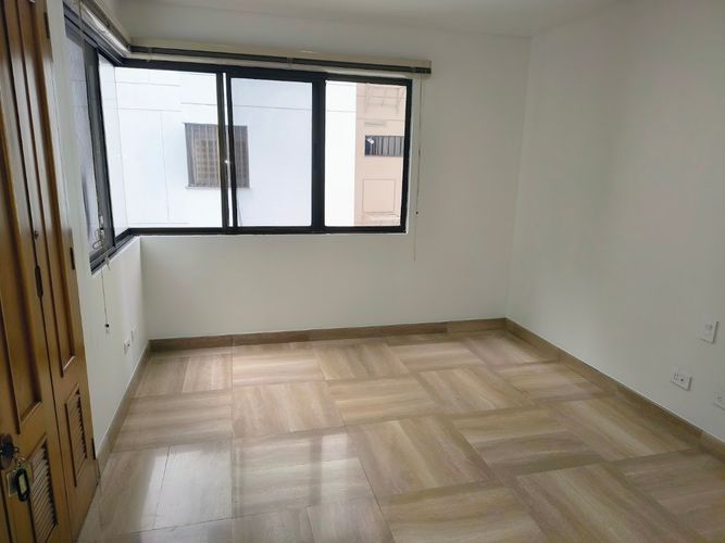 Apartamento de 5 alcobas en venta en Normandia, Cali, 285 m² · foto 15 de 24