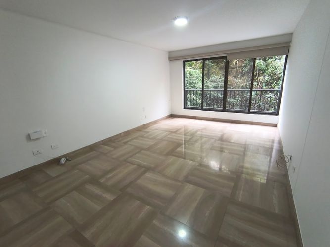 Apartamento de 5 alcobas en venta en Normandia, Cali, 285 m² · foto 21 de 24