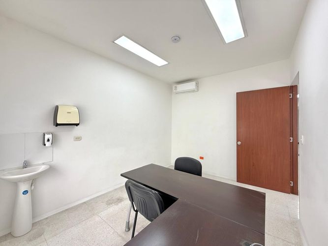 Local en arriendo en Zona Industrial La Rosa, Dosquebradas, 280 m² · foto 4 de 18