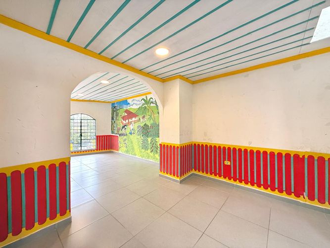 Local en arriendo en Sector Plaza De Bolivar, Pereira, 30 m² · foto 2 de 9