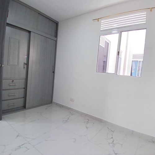 Apartamento de 2 alcobas en arriendo en Candelaria, 51 m² · foto 21 de 24