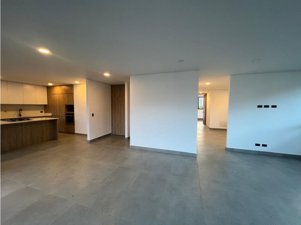 Apartamento en venta en Castropol, Medellín 5