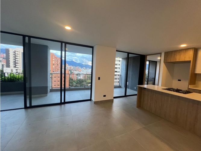 Apartamento en venta en Castropol, Medellín · foto 7 de 24