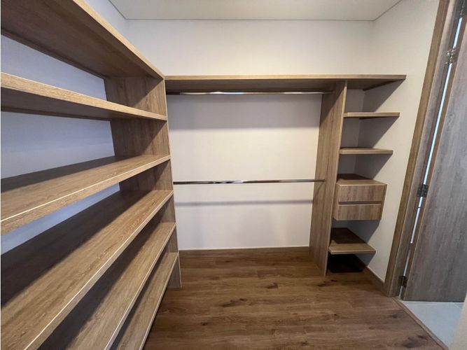 Apartamento en venta en Castropol, Medellín · foto 10 de 24
