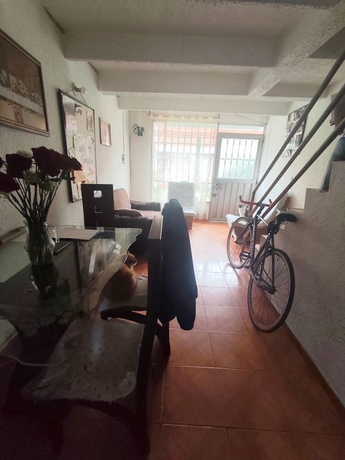 Casa de 4 alcobas en venta en Aures, Bogotá, 87 m² · foto 2 de 11
