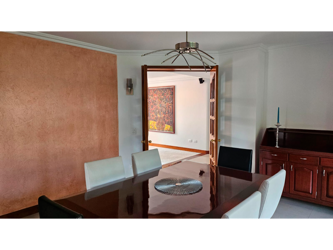 Apartamento de 4 alcobas en arriendo en Provenza, Bogotá, 209 m² · foto 7 de 24