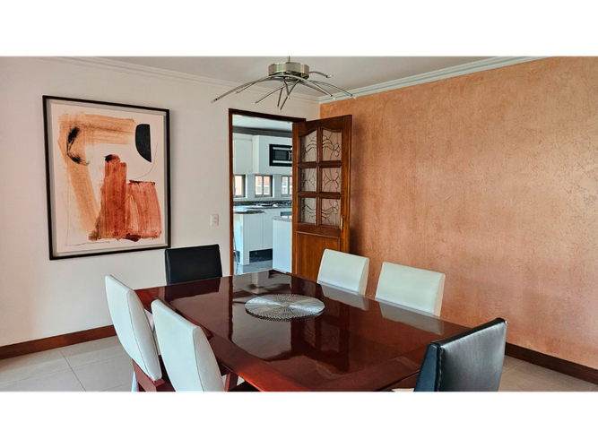Apartamento de 4 alcobas en arriendo en Provenza, Bogotá, 209 m² · foto 10 de 24