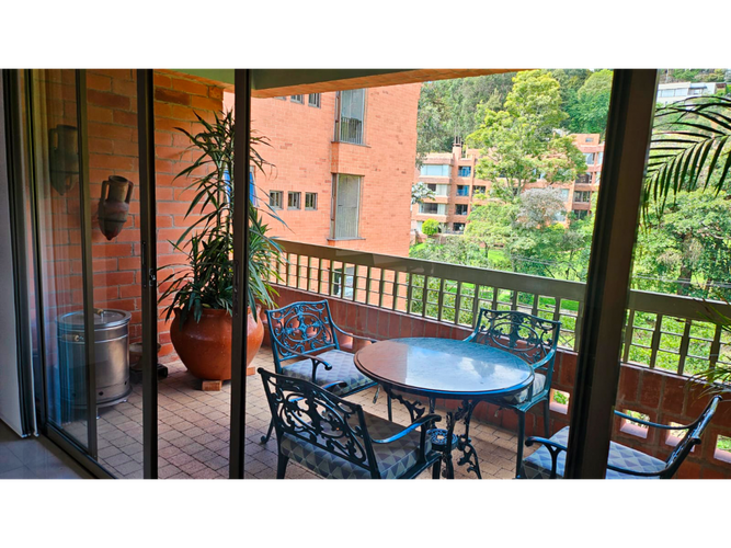 Apartamento de 4 alcobas en arriendo en Provenza, Bogotá, 209 m² · foto 14 de 24