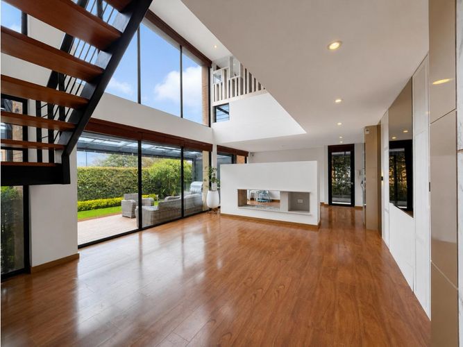 Casa de 4 alcobas en venta en Hacienda Fontanar, Chía, 244 m² · foto 2 de 24