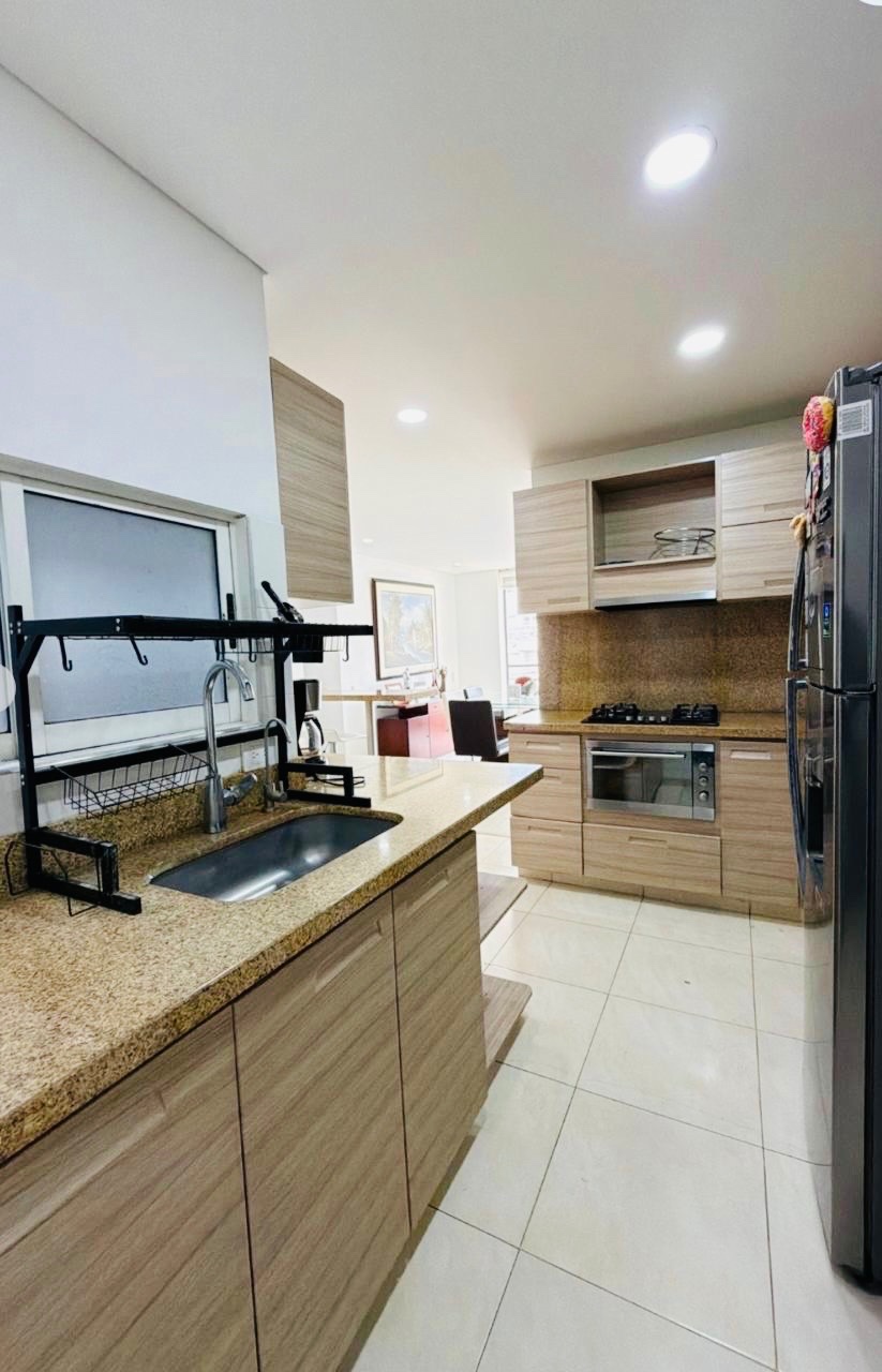 Apartamento en venta en Niza, Bogotá · foto 9 de 18
