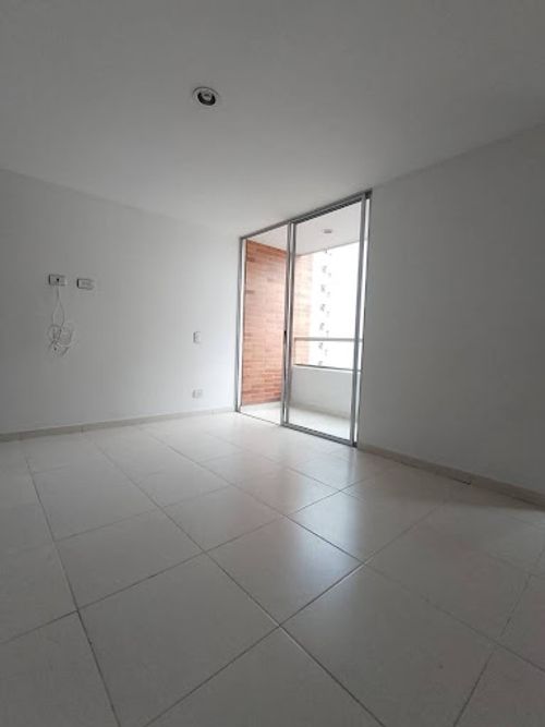 Apartamento de 3 alcobas en arriendo en Calle Del Banco, Sabaneta, 68 m² · foto 6 de 19