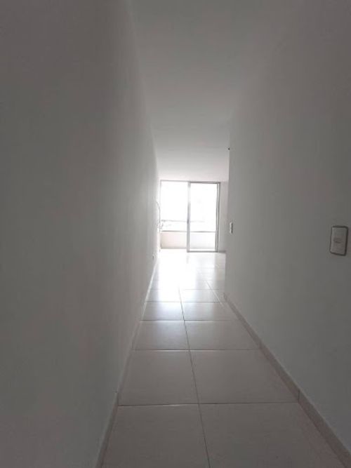 Apartamento de 3 alcobas en arriendo en Calle Del Banco, Sabaneta, 68 m² · foto 17 de 19