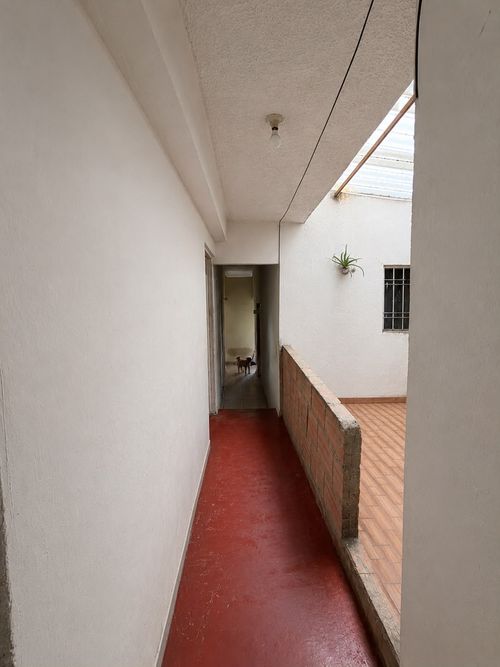 Casa de 8 alcobas en venta en El Reposo, Floridablanca, 132 m² · foto 3 de 10
