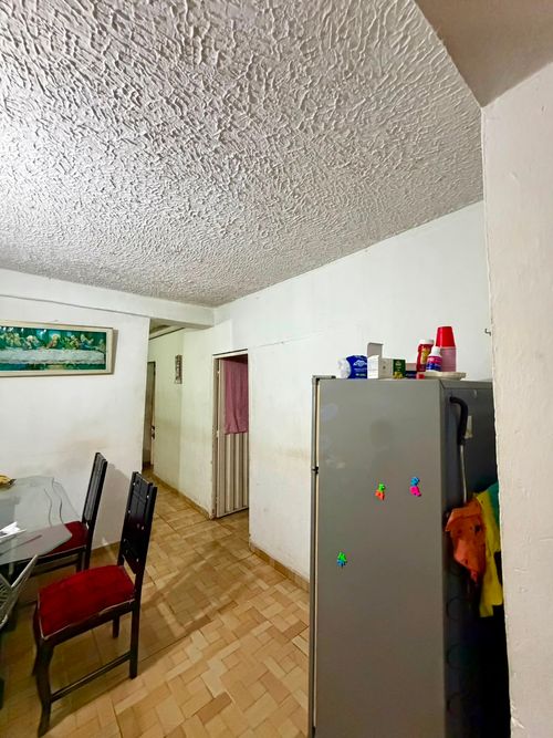 Casa de 8 alcobas en venta en El Reposo, Floridablanca, 132 m² · foto 7 de 10