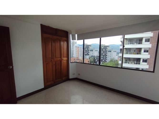 Apartamento de 3 alcobas en venta en Alejandria, Medellín, 127 m² · foto 14 de 19