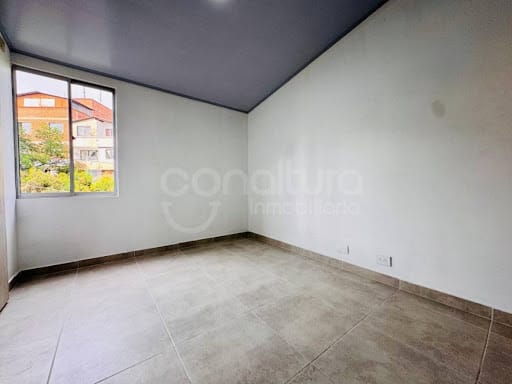 Apartamento de 3 alcobas en venta en La Colina, Medellín, 62 m² · foto 10 de 19