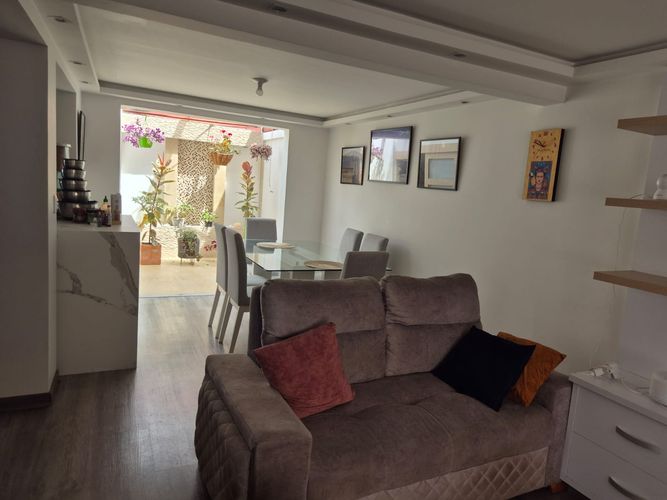 Casa en venta en El Contador, Bogotá · foto 4 de 19