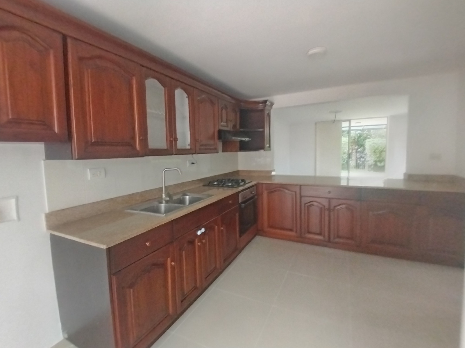 4BR House in Santa Elena (178 m²) - 3