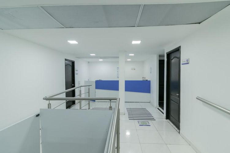Casa de 15 alcobas en venta en Santa Barbara Occidental, Bogotá, 680 m² · foto 9 de 24