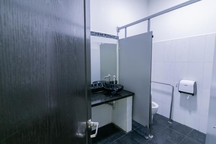 Casa de 15 alcobas en venta en Santa Barbara Occidental, Bogotá, 680 m² · foto 13 de 24