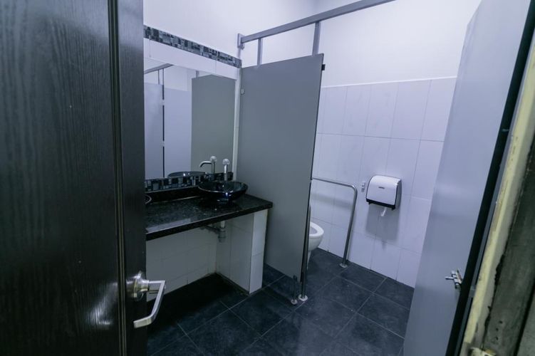 Casa de 15 alcobas en venta en Santa Barbara Occidental, Bogotá, 680 m² · foto 14 de 24